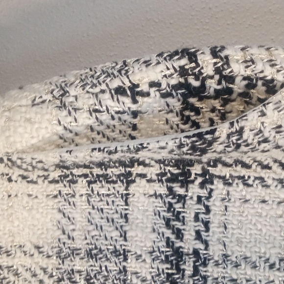 LOFT Black and White Tweed Mini Skirt Size O - Picture 4 of 7